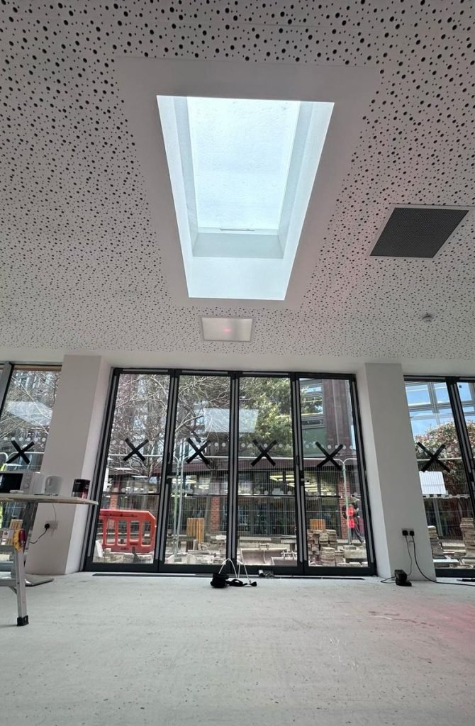 WhatsApp Image 2025-10-16 at 19.45.11_ee8139f5